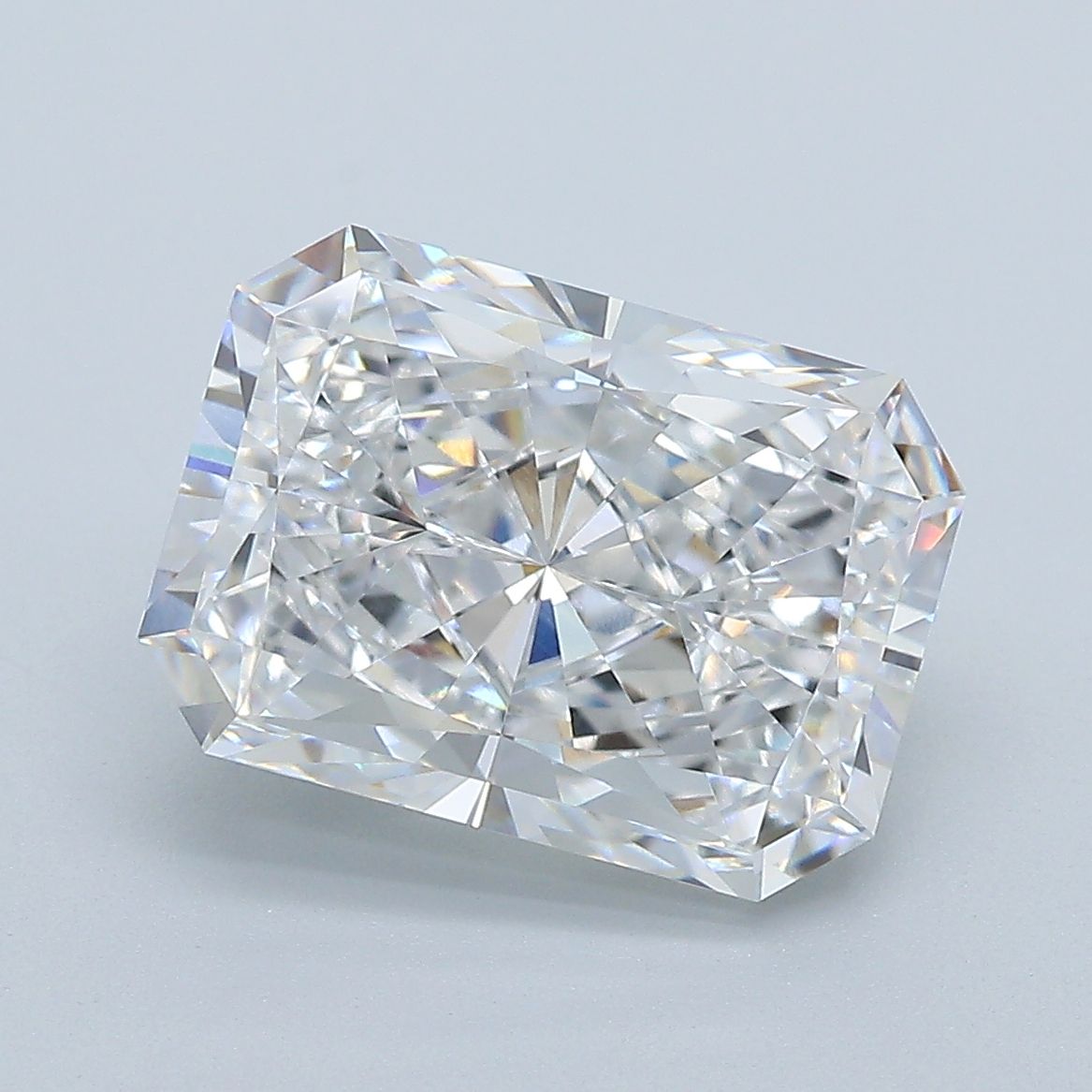 4.57 ct. radiant Lab Grown Diamond front image
