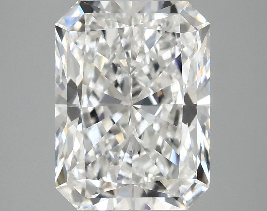 3.87 ct. radiant Lab Grown Diamond front image