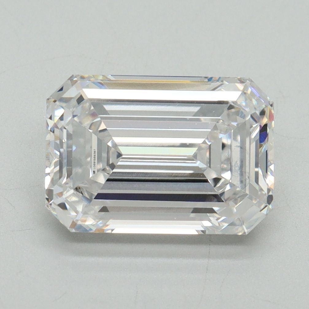 3.20 ct. emerald Lab Grown Diamond front image