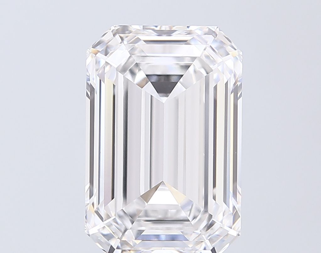 7.05 ct. emerald Lab Grown Diamond front image