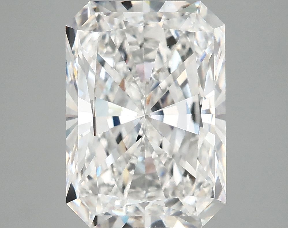 5.07 ct. radiant Lab Grown Diamond front image