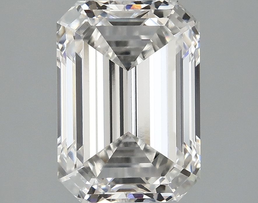 2.57 ct. emerald Lab Grown Diamond front image