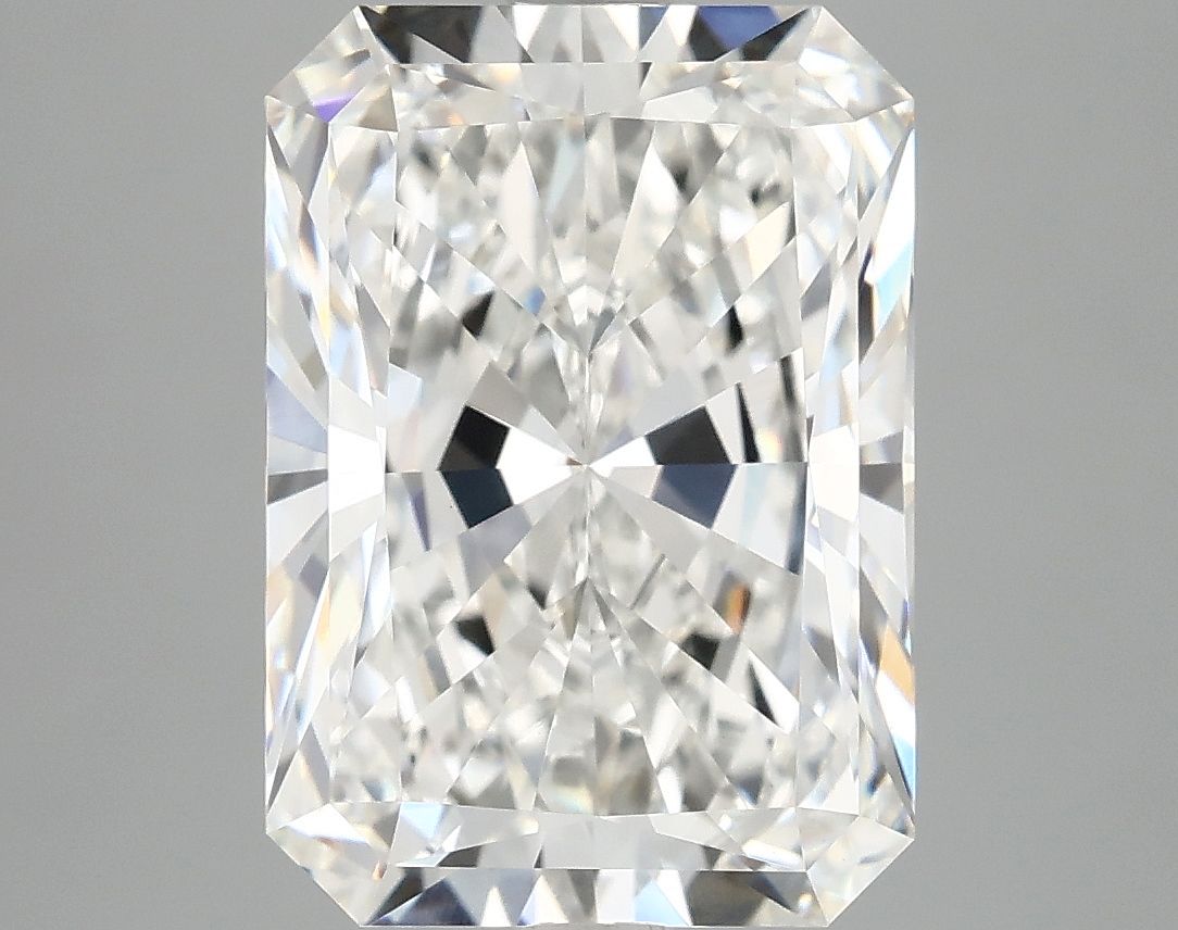 4.99 ct. radiant Lab Grown Diamond front image
