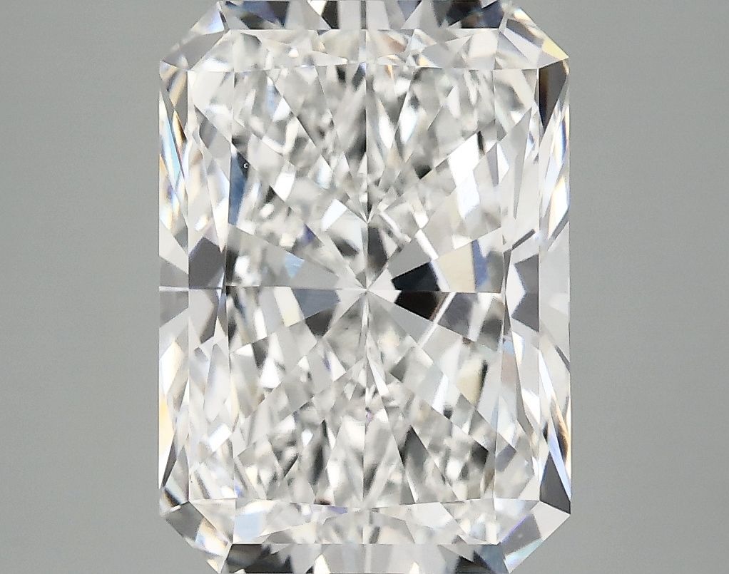 4.75 ct. radiant Lab Grown Diamond front image