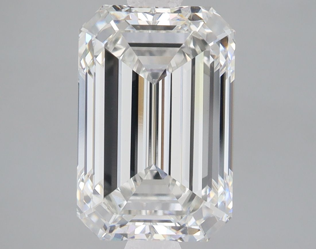 4.39 ct. emerald Lab Grown Diamond front image