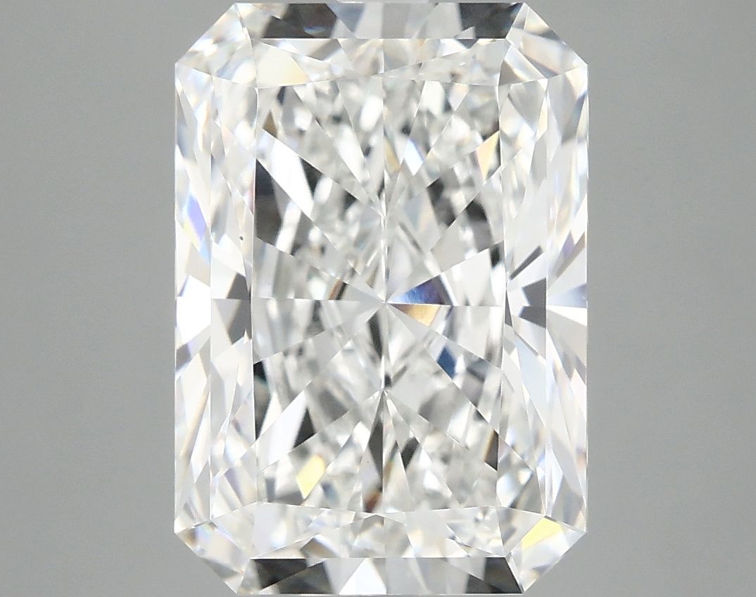 5.01 ct. radiant Lab Grown Diamond front image
