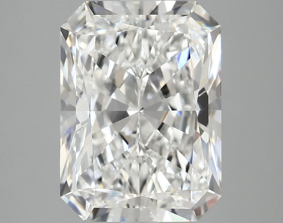 3.89 ct. radiant Lab Grown Diamond front image