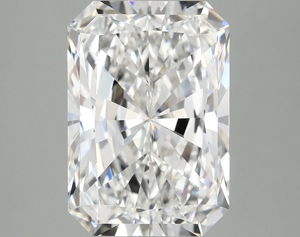 3.95 ct. radiant Lab Grown Diamond front image