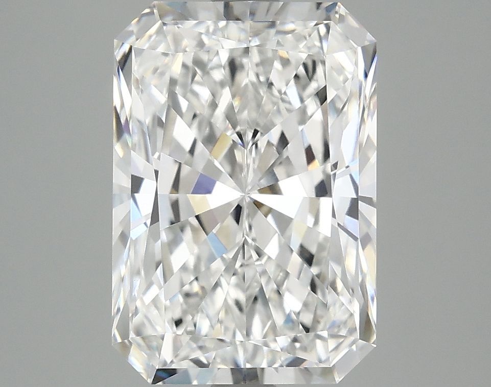 3.84 ct. radiant Lab Grown Diamond front image