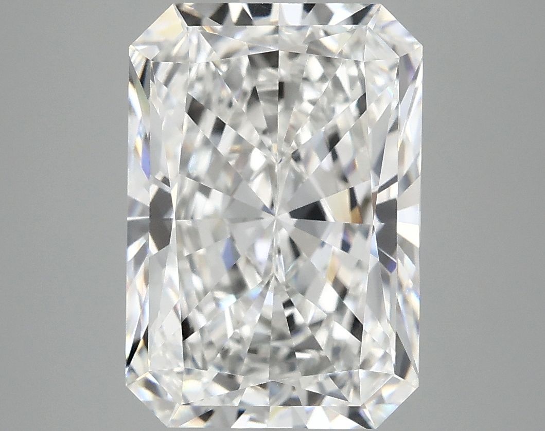 5.07 ct. radiant Lab Grown Diamond front image