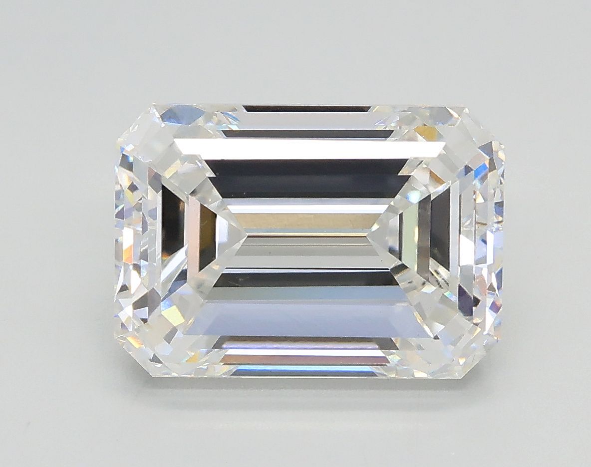 4.01 ct. emerald Lab Grown Diamond front image