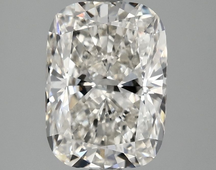 2.57 ct lab-grown Cushion modified Diamond