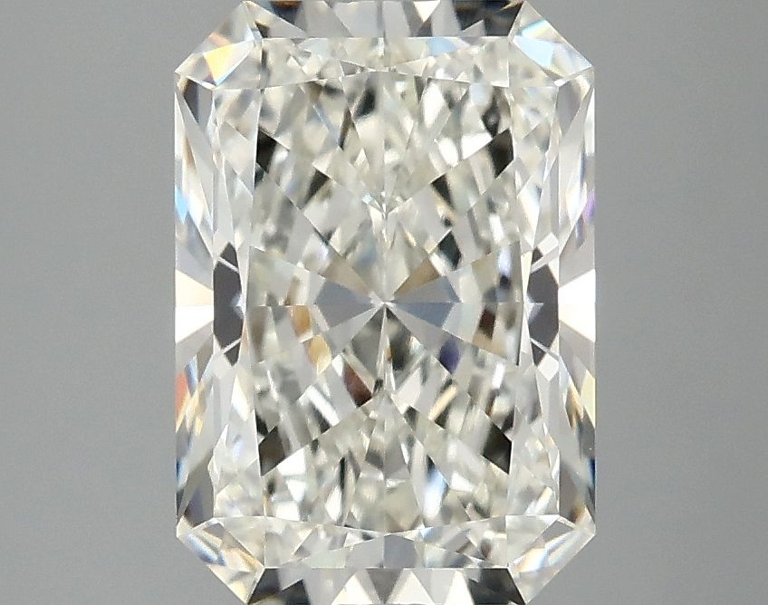 2.58 ct. radiant Lab Grown Diamond front image