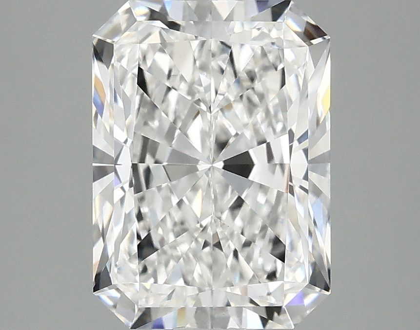 3.09 ct. radiant Lab Grown Diamond front image