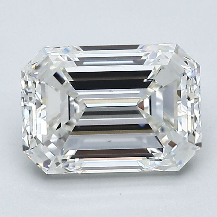 2.20 ct Emerald diamond