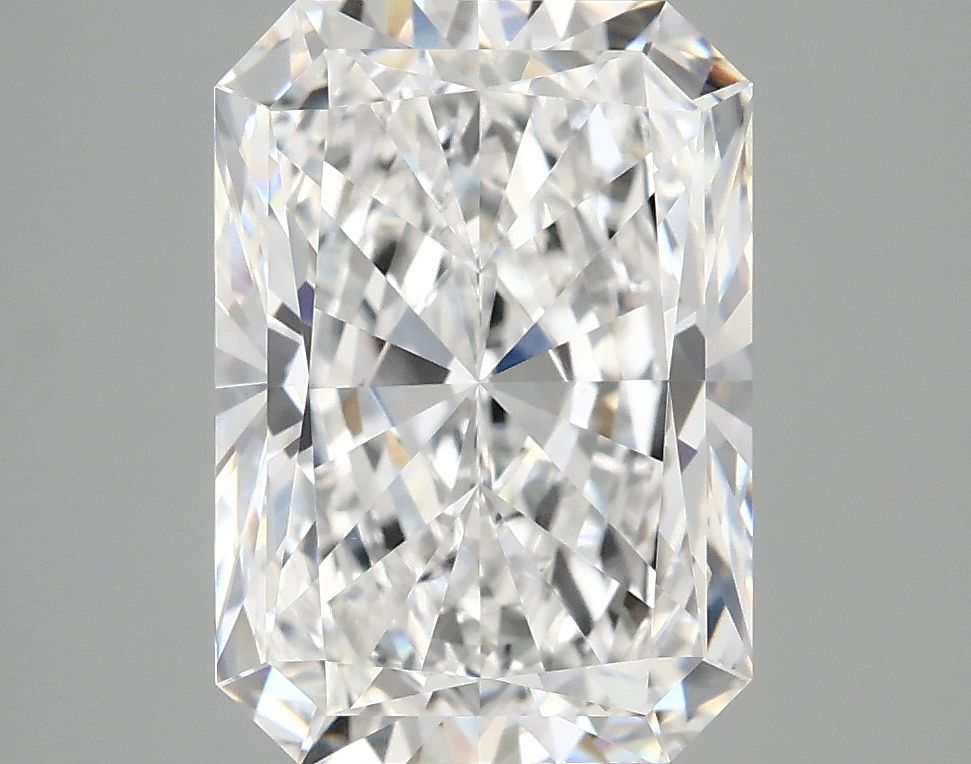 4.14 ct. radiant Lab Grown Diamond front image