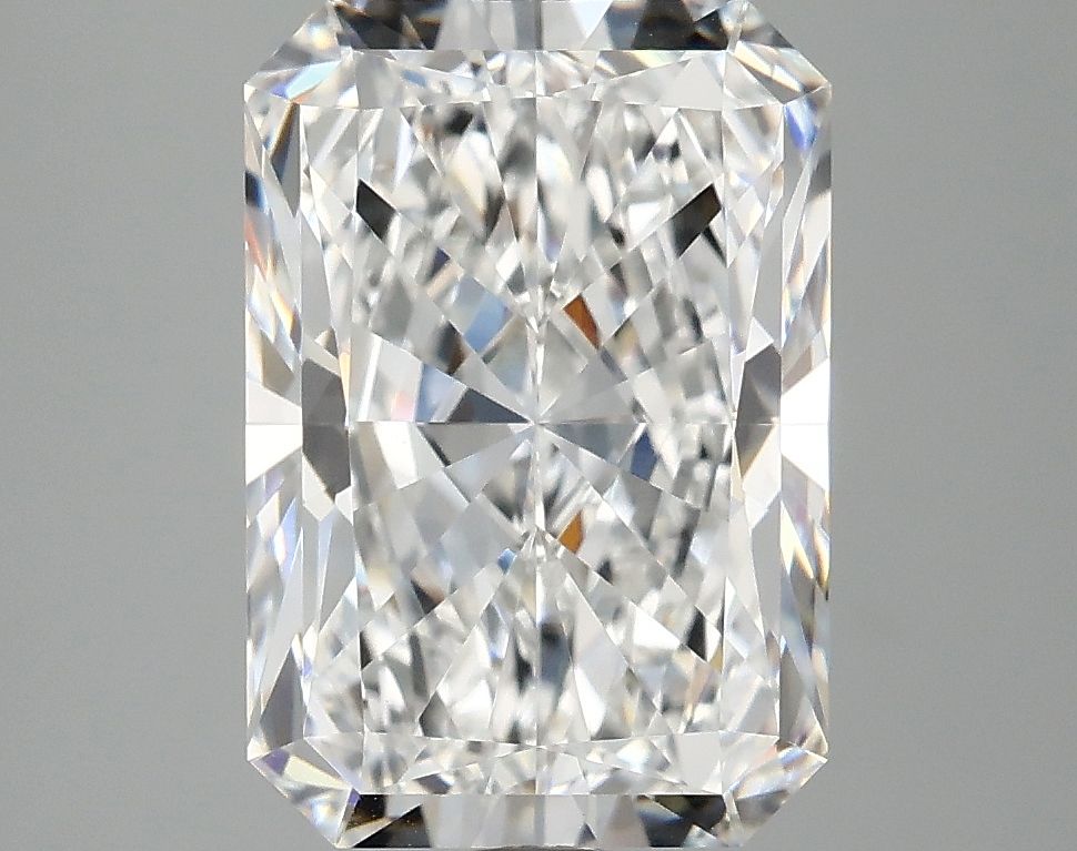 4.07 ct. radiant Lab Grown Diamond front image