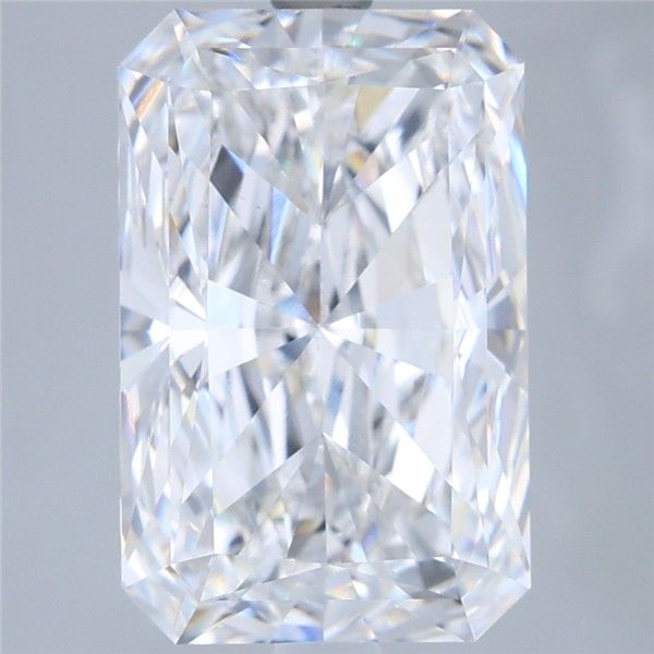 4.52 ct. radiant Lab Grown Diamond front image