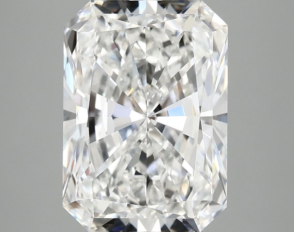 4.10 ct. radiant Lab Grown Diamond front image