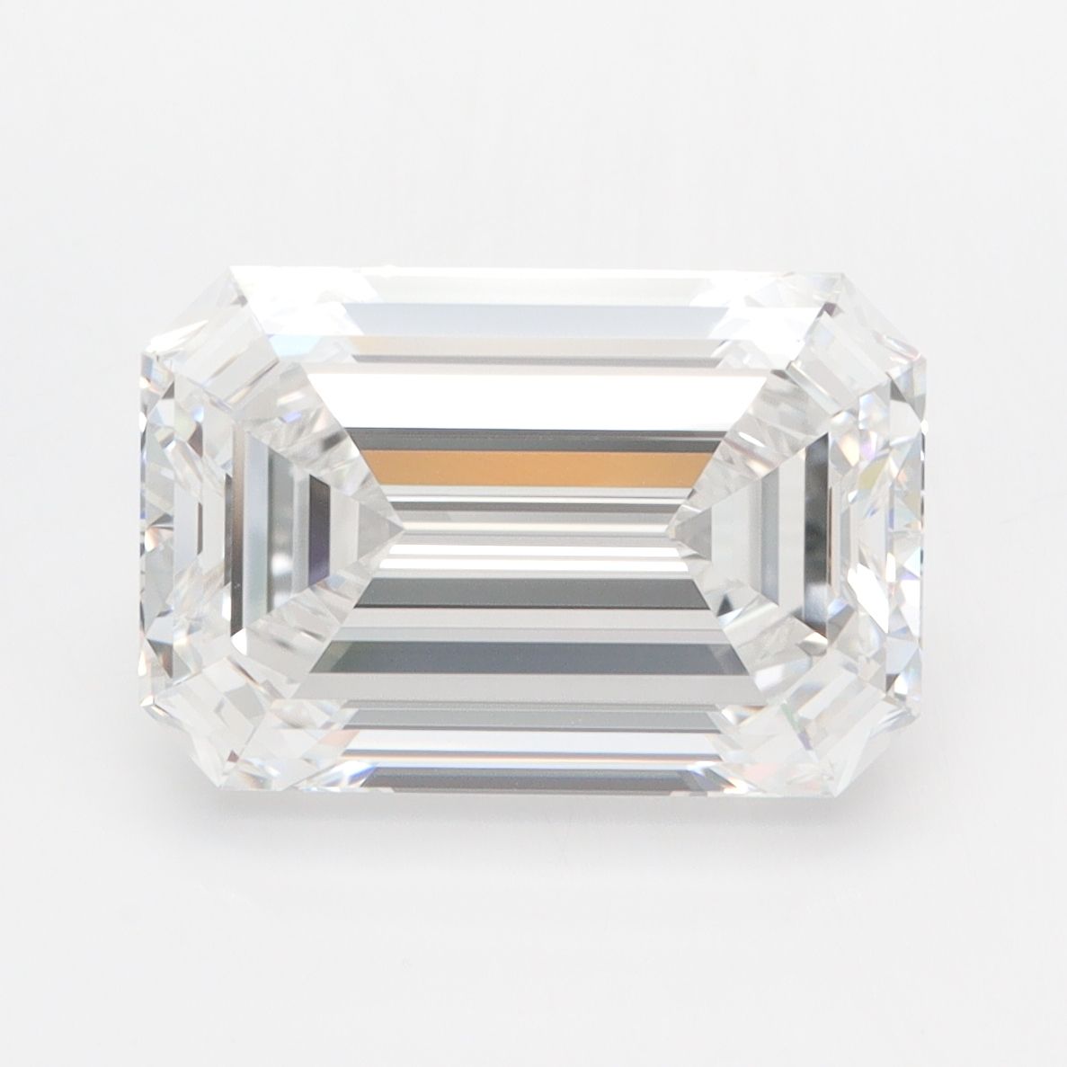 Diament LG szmaragdowy, 5.04 ct, E, VVS1