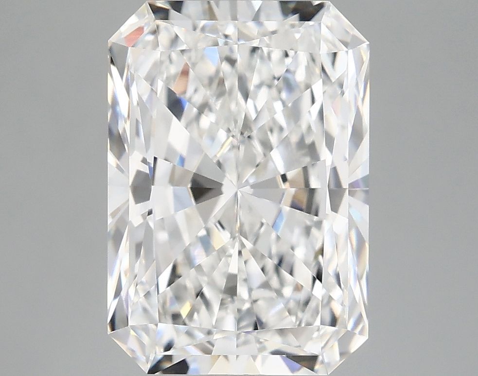 4.17 ct. radiant Lab Grown Diamond front image