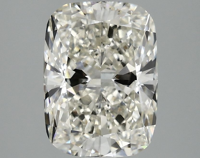 2.59 ct lab-grown Cushion modified Diamond