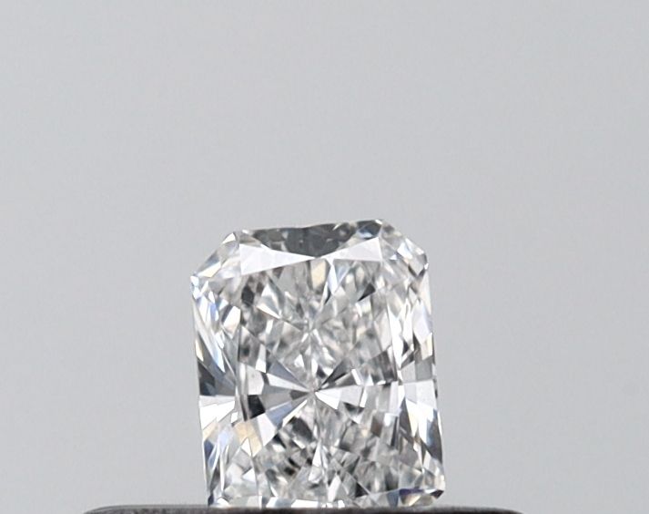0.20ct Radiant diamond