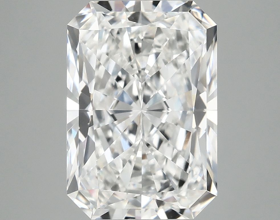 4.05 ct. radiant Lab Grown Diamond front image