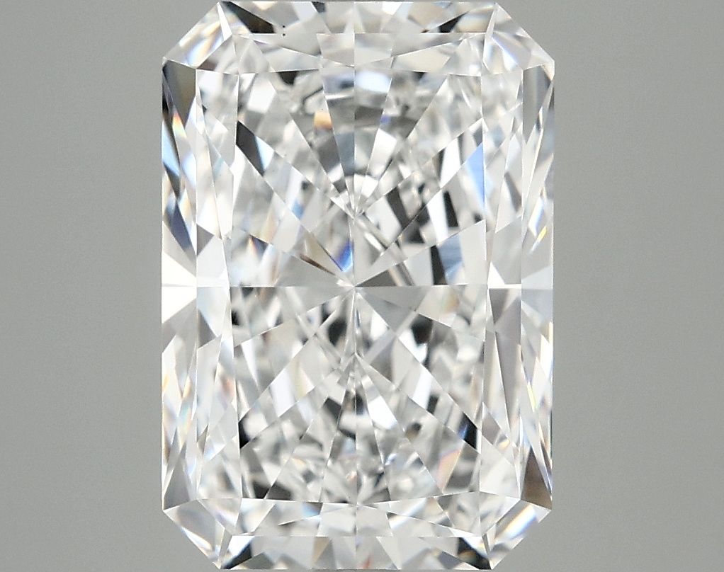 4.82 ct. radiant Lab Grown Diamond front image