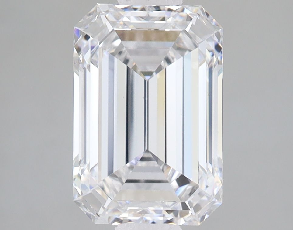 3.06 ct. emerald Lab Grown Diamond front image