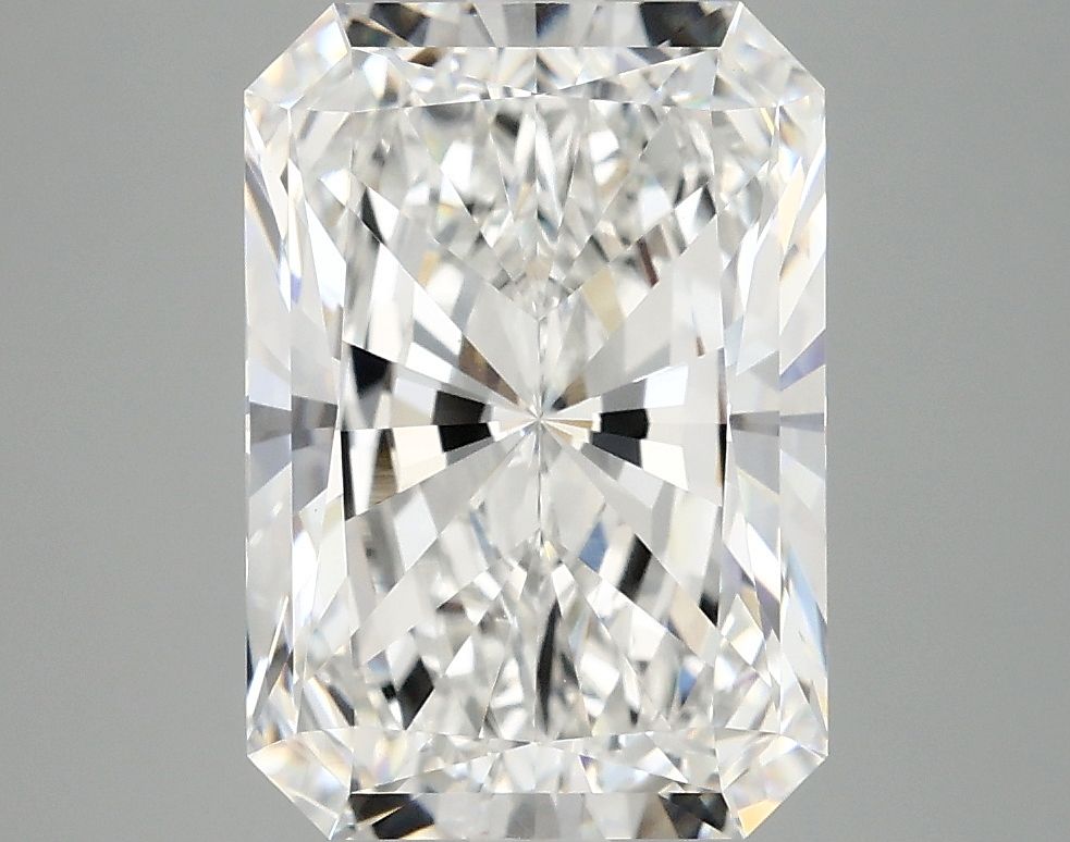 4.19 ct. radiant Lab Grown Diamond front image