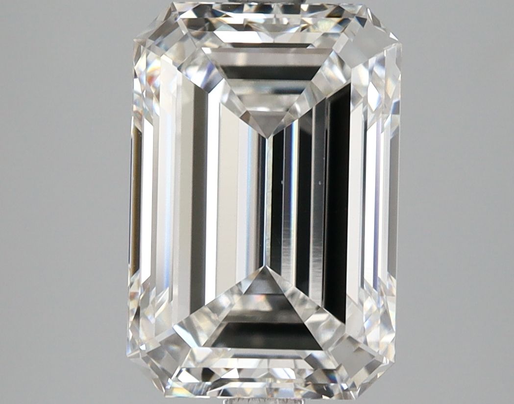4.10 ct. emerald Lab Grown Diamond front image
