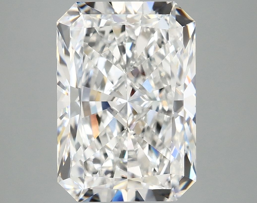 4.97 ct. radiant Lab Grown Diamond front image