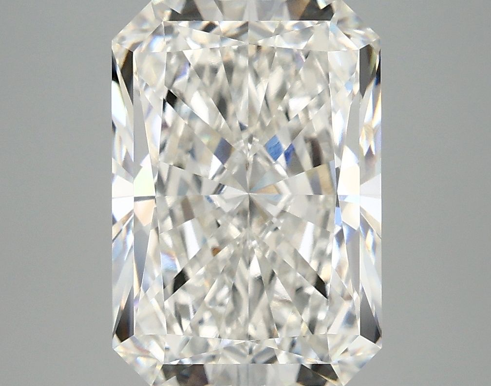 4.82 ct. radiant Lab Grown Diamond front image