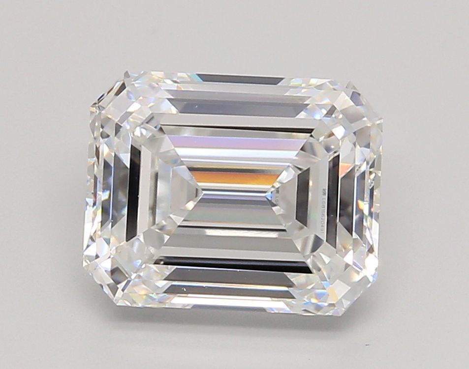 4.04 ct. emerald Lab Grown Diamond front image