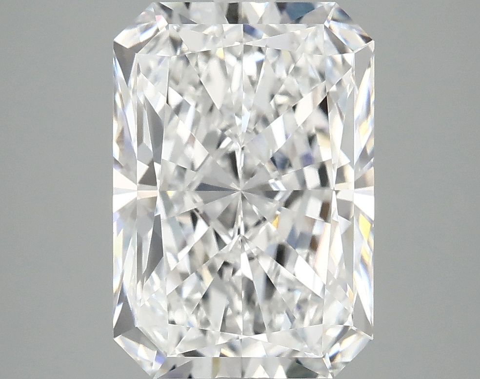4.18 ct. radiant Lab Grown Diamond front image