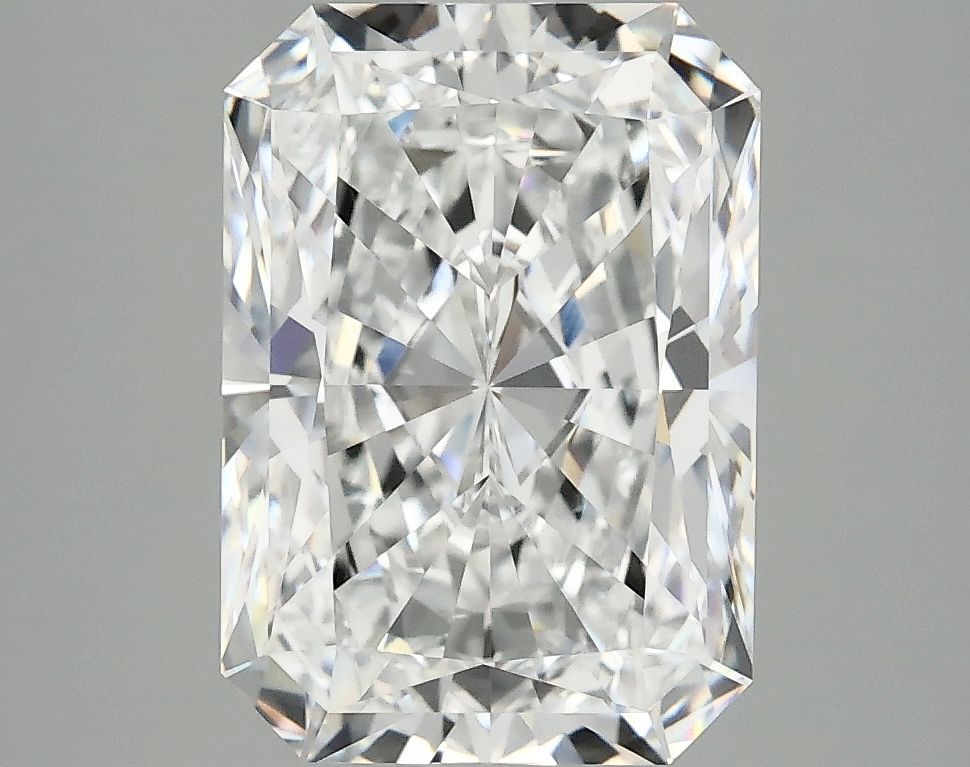 4.05 ct. radiant Lab Grown Diamond front image