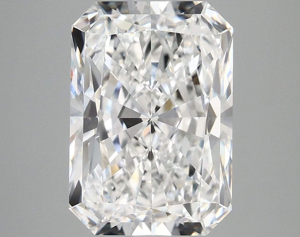 4.90 ct. radiant Lab Grown Diamond front image