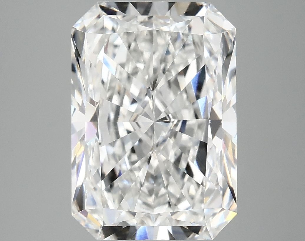 4.87 ct. radiant Lab Grown Diamond front image