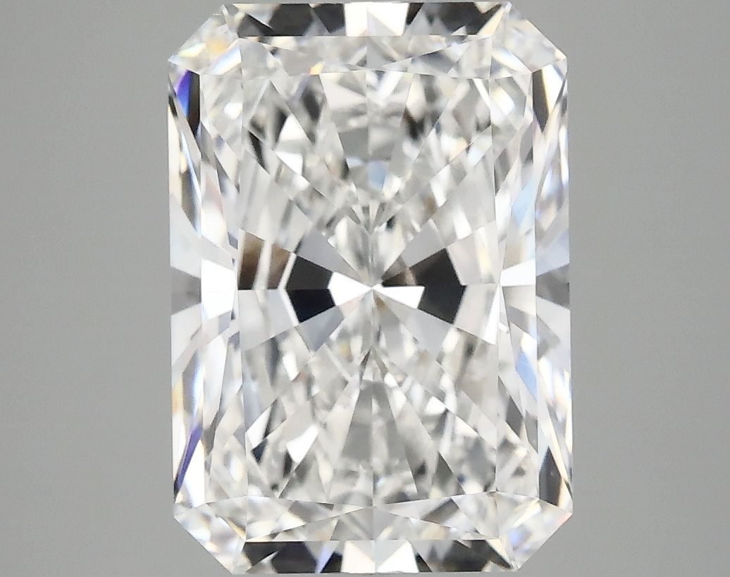 4.86 ct. radiant Lab Grown Diamond front image