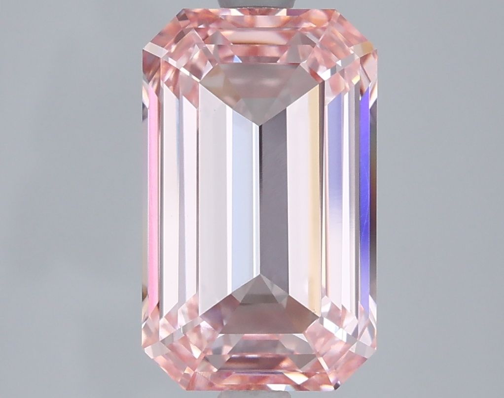 4.04 ct. emerald Lab Grown Diamond front image