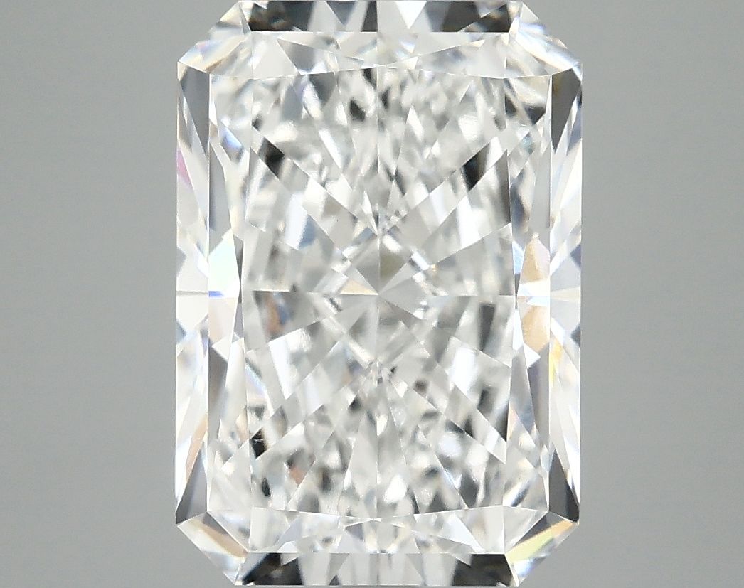 5.07 ct. radiant Lab Grown Diamond front image
