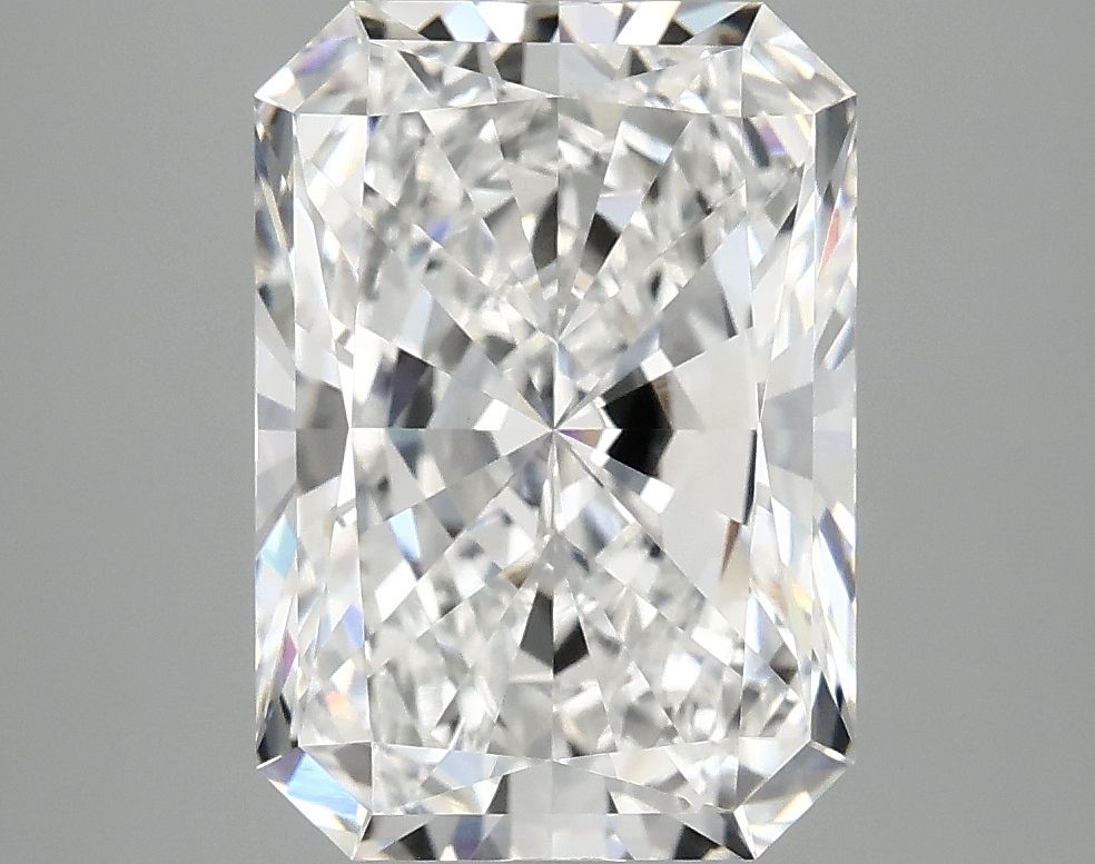 4.08 ct. radiant Lab Grown Diamond front image