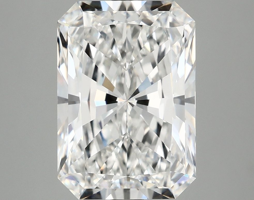 4.31 ct. radiant Lab Grown Diamond front image