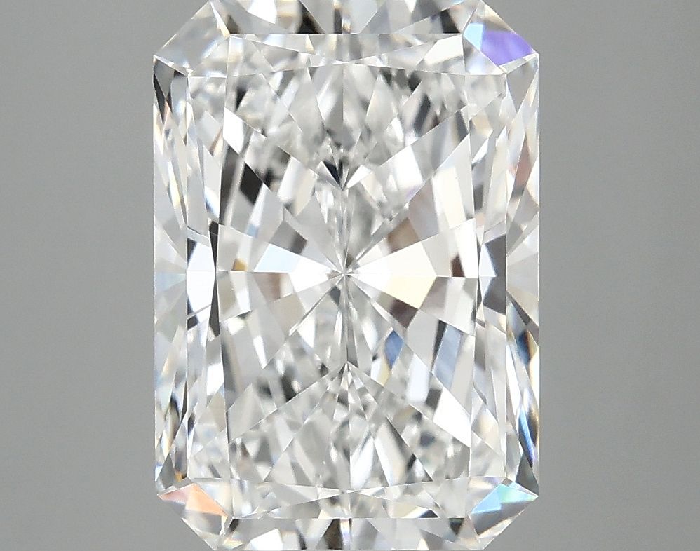 4.05 ct. radiant Lab Grown Diamond front image