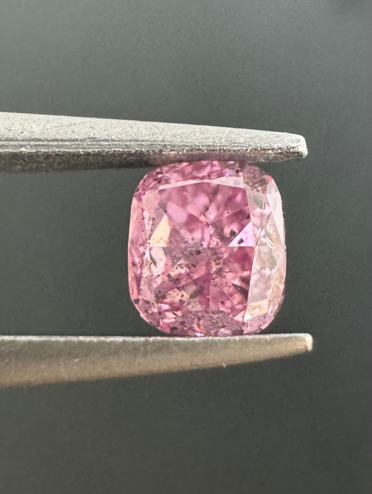 0.25 Carat Cushion brilliant Diamond Fancy Intense Purple Pink 