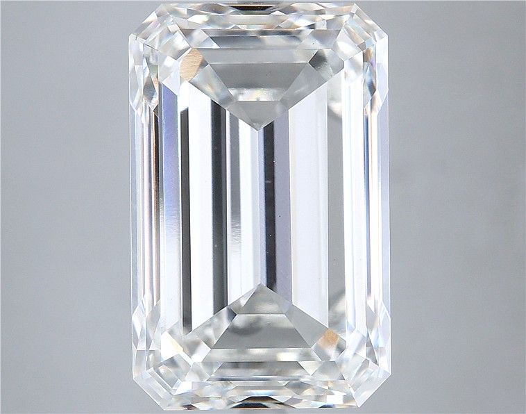 14.52 ct. emerald Lab Grown Diamond front image