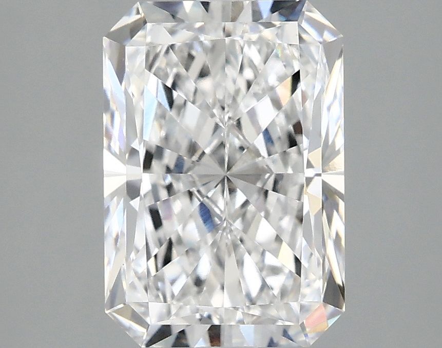 2.58 ct. radiant Lab Grown Diamond front image