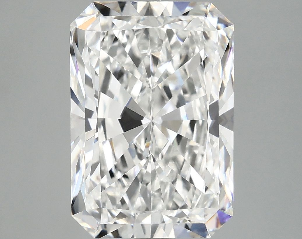 4.99 ct. radiant Lab Grown Diamond front image