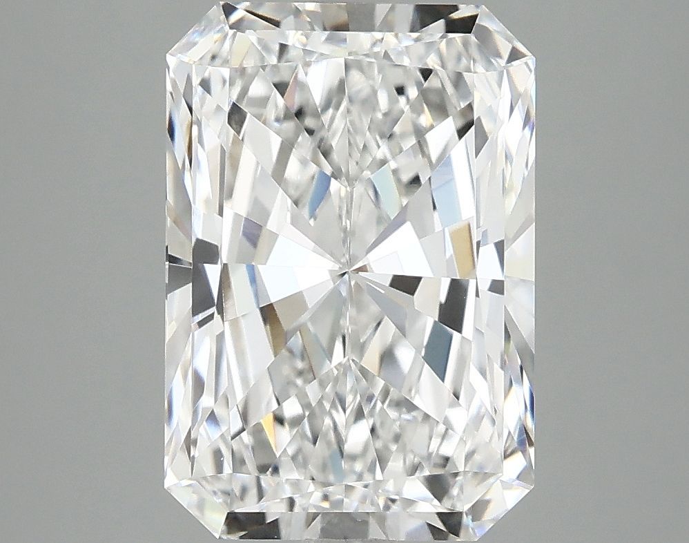 3.97 ct. radiant Lab Grown Diamond front image